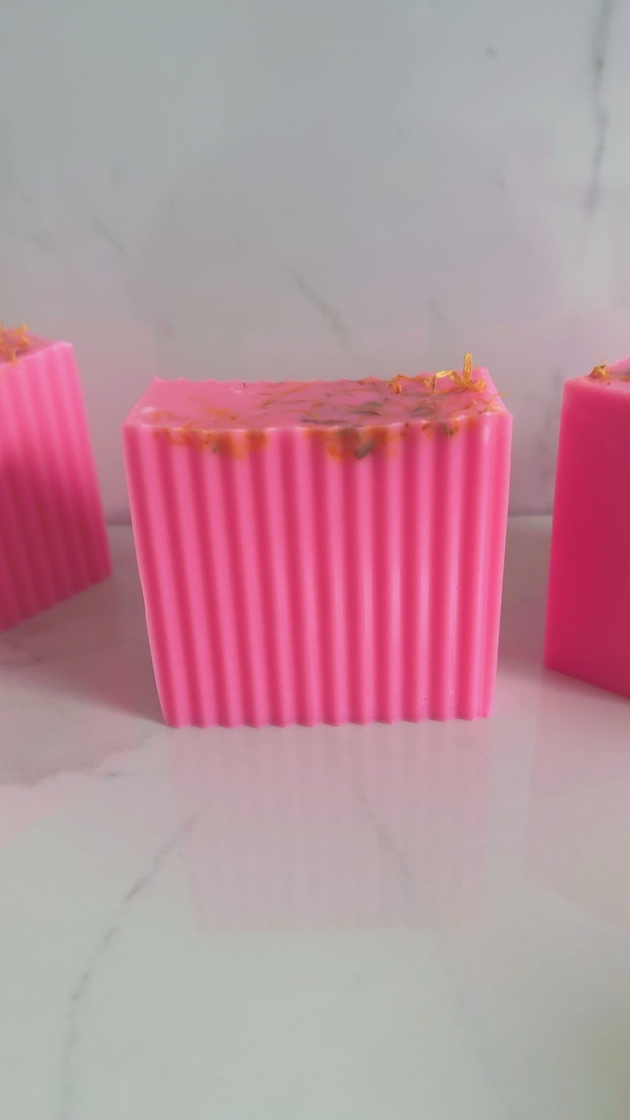 Feminine Bar